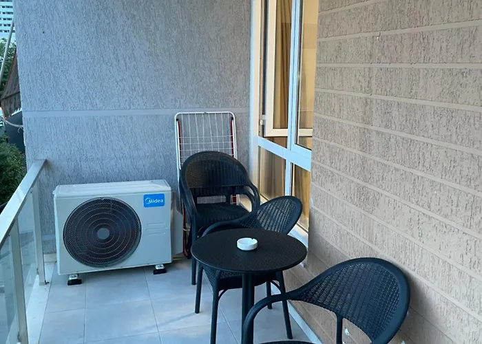 Cozy&modern 1br With Full Kitchen *