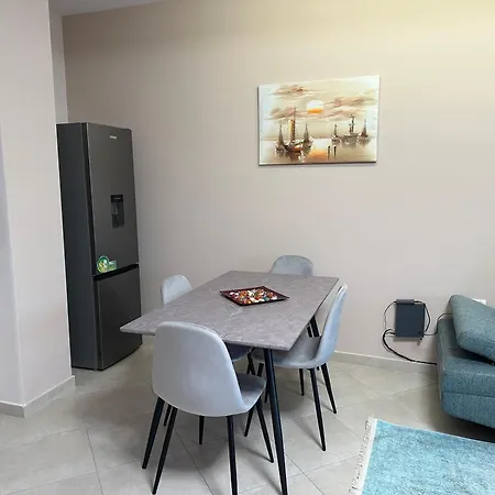 Appartamento Cozy And Modern 1br With Full Kitchen