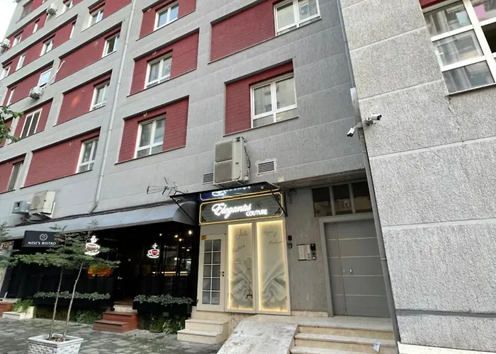 Cozy And Modern 1br With Full Kitchen דירה